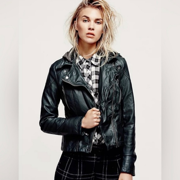 Free People Jackets & Blazers - Free People Rumpled Faux Leather Moto Jacket 6 ‼️has defects‼️ FINAL PRICE